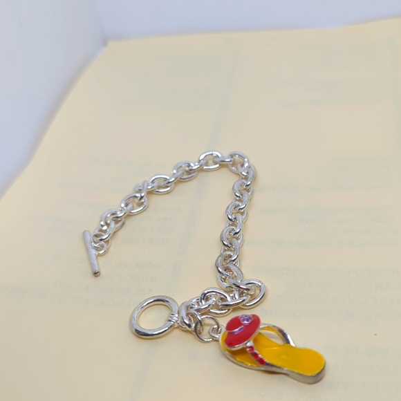 Silver 5mm Rolo Chain Bracelet 8” L Toggle Clasp / Yellow Flip Flop with Red Hat - Picture 4 of 9